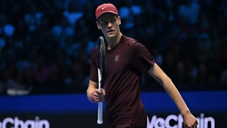 Jannik Sinner ra quân thuận lợi tại ATP Finals 2025